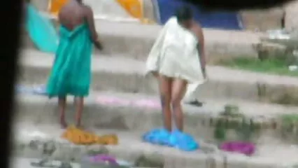 చేతులు అప్ తెలుగు లోకల్ సెక్స్ వీడియో ఒక యువ నల్లటి జుట్టు గల స్త్రీని యొక్క గాడిద రష్యన్